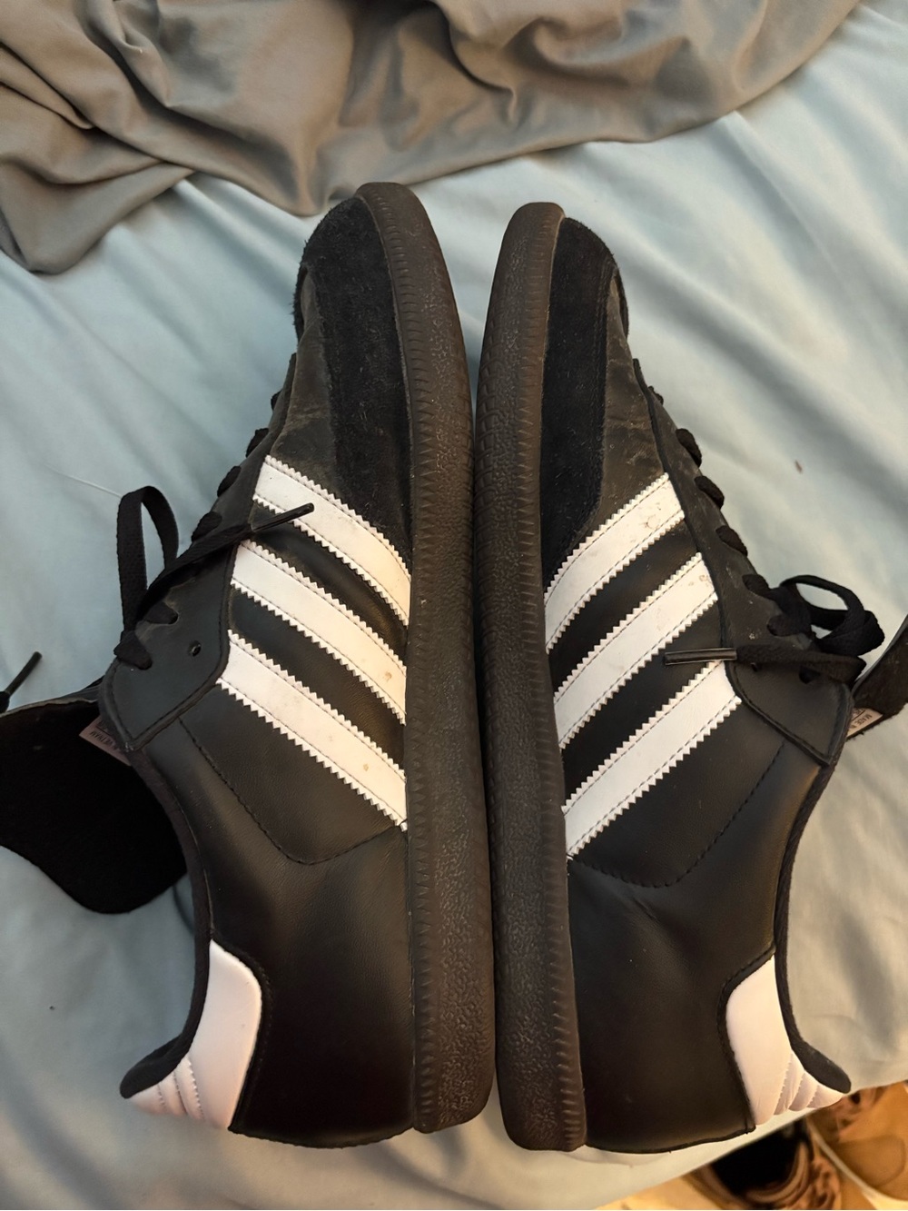 adidas sambas Black and White Men's Classic Court-Style Sneakers